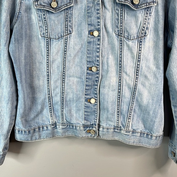 GAP Stretch Retro Jean Jacket Blue Light Wash Denim Flap Chest Pockets Size XL - Picture 5 of 12